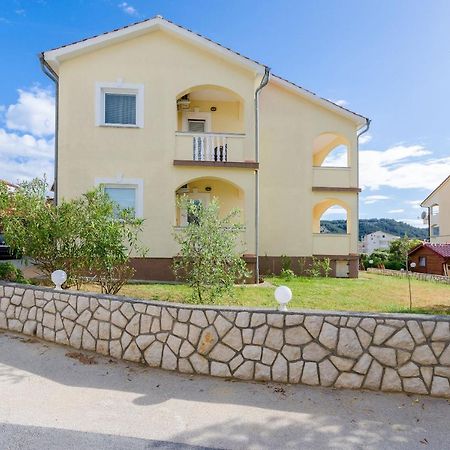 Apartments Alex Lopar Exterior foto