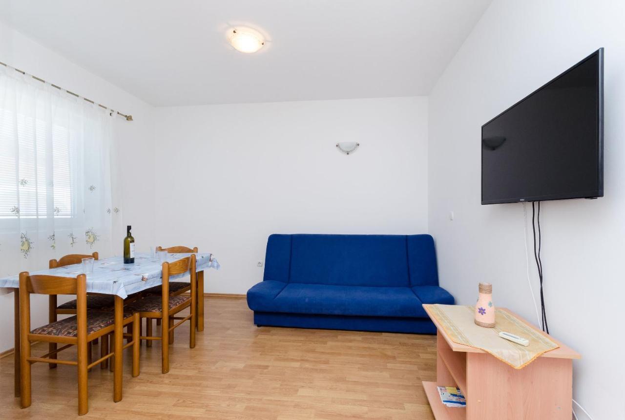 Apartments Alex Lopar Exterior foto